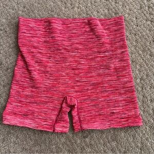 Colsie Seamless High-Waist red marbled Bike Shorts size large workout
